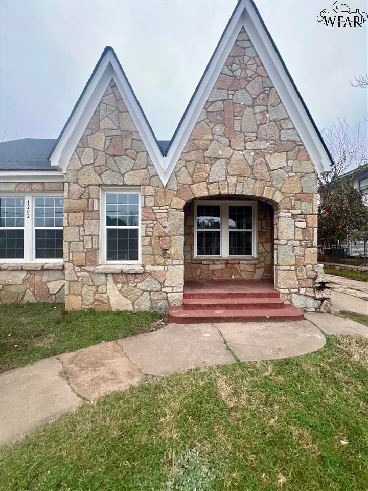 1202 Austin St unit A, Wichita Falls, TX 76301 - photo 1