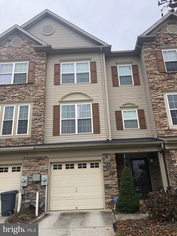 9156 Marlove Oaks Ln, Owings Mills, MD 21117 - photo 1