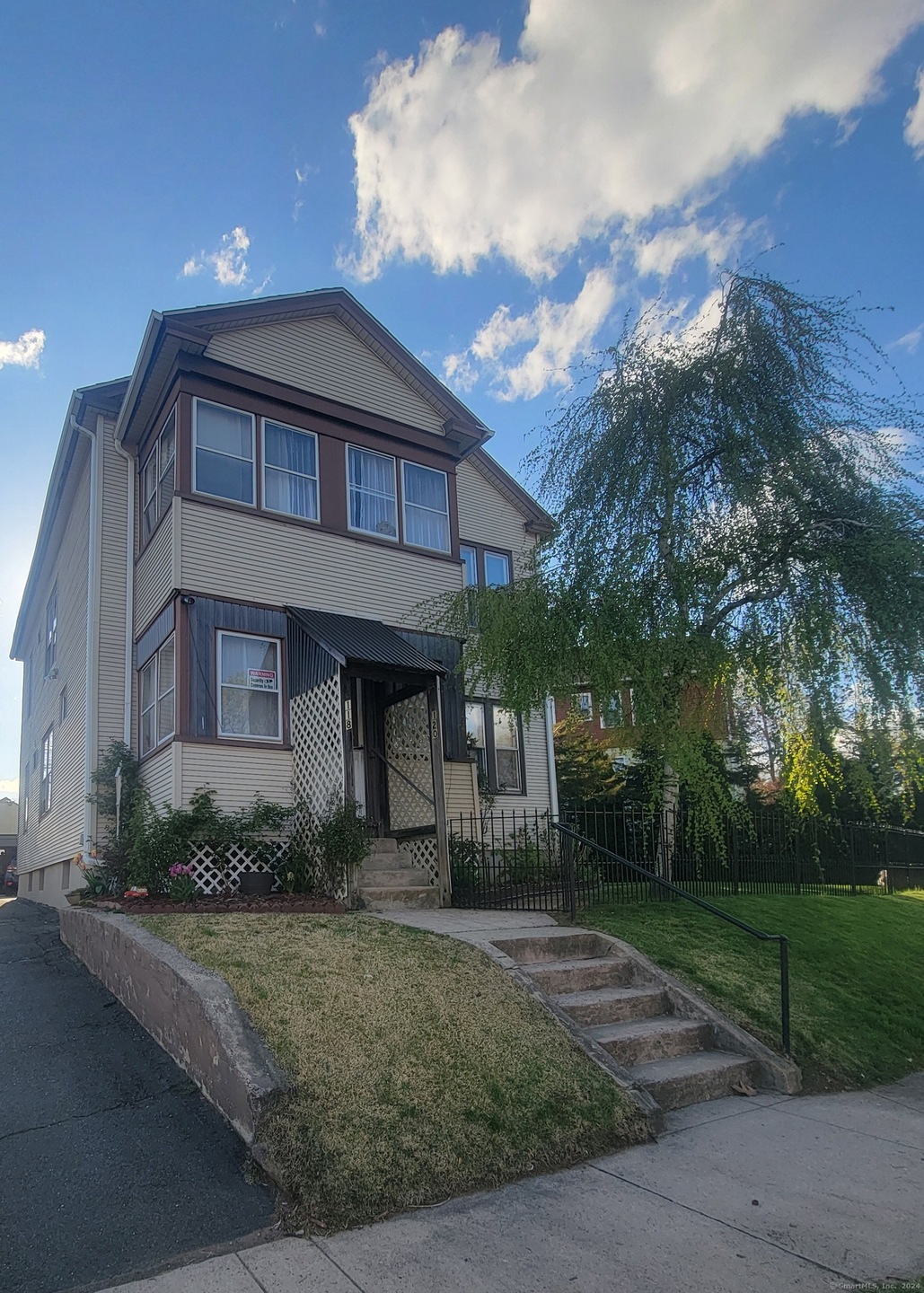 118 Dudley St unit 120, New Britain, CT 06053 - photo 1