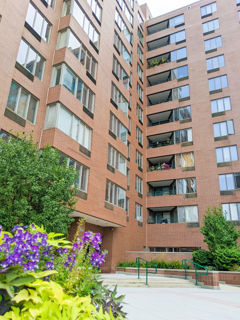 Sold $250,000 • Co-Listing Agent