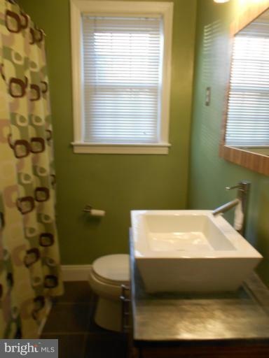6516 Potomac Ave unit A2, Alexandria, VA 22307 - photo 1