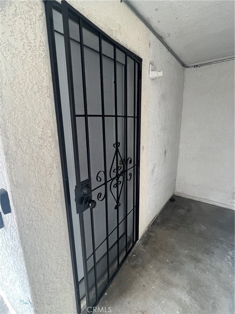 1126 E Arcadia Ct unit C, Long Beach, CA 90813 - photo 1