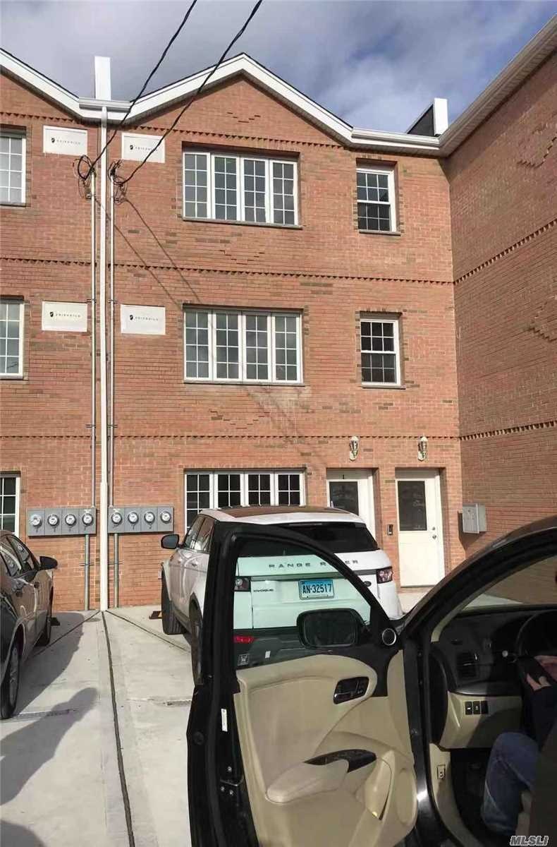 18825 Woodhull Ave unit 2 Fl, Jamaica, NY 11423 - photo 1