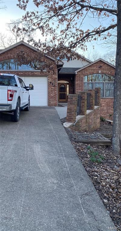 650 Holmes Ln, Rolla, MO 65401 - photo 1