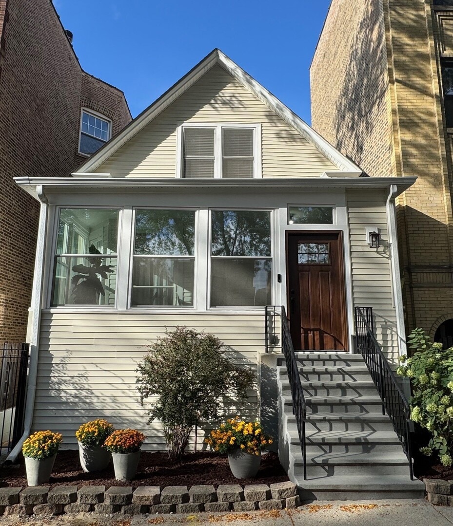 Sold $1,050,000 • Co-Listing Agent