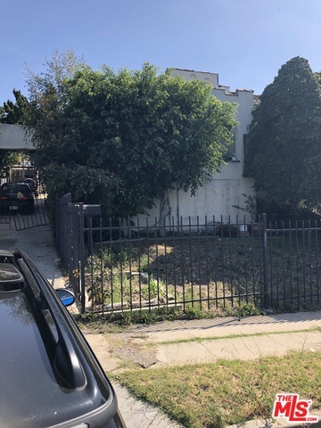 4724 W 18th St, Los Angeles, CA 90019 - photo 1