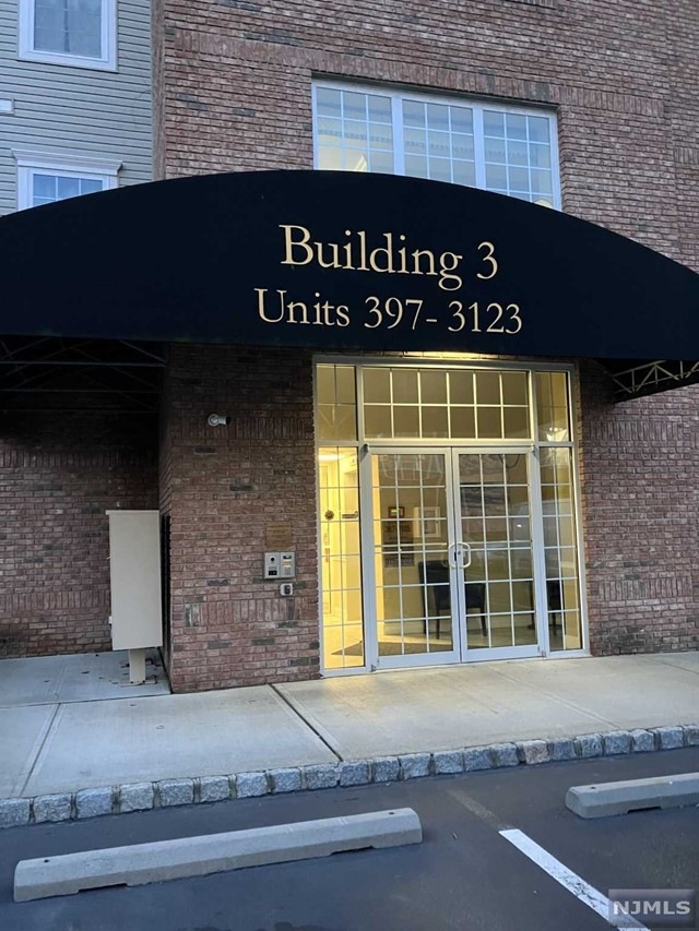 3107 Cory Ln, Elmwood Park, NJ 07407 - photo 1