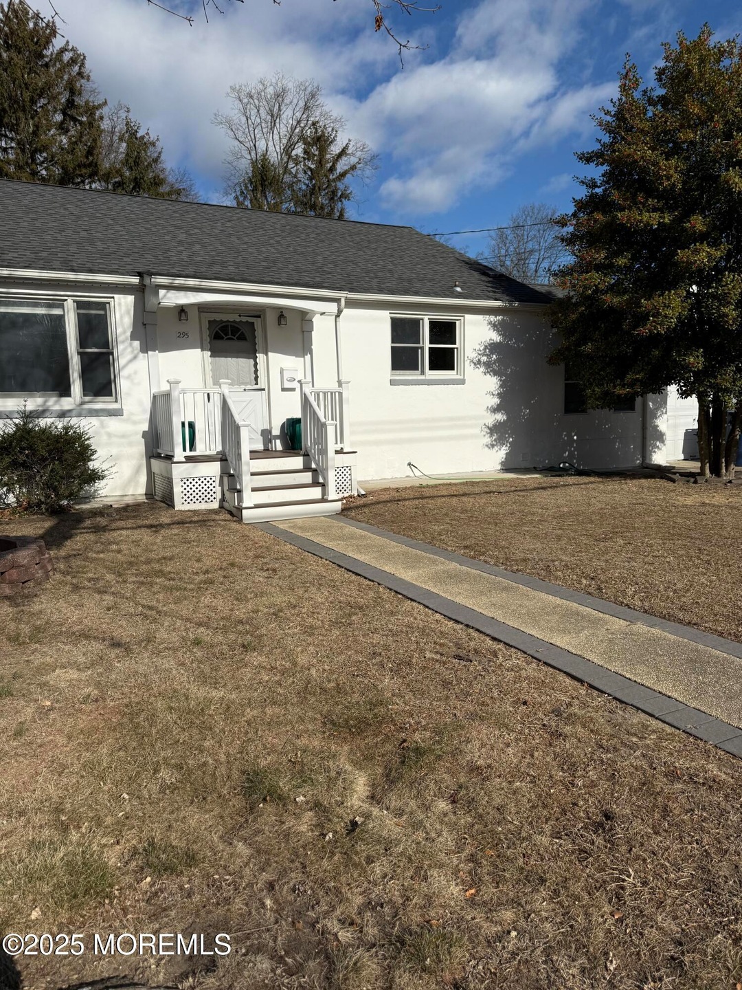 295 Roosevelt Ave, Oakhurst, NJ 07755 - photo 1