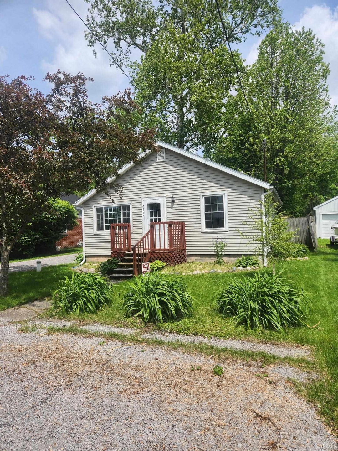 5290 N Blue Lake Rd, Churubusco, IN 46723 - photo 1