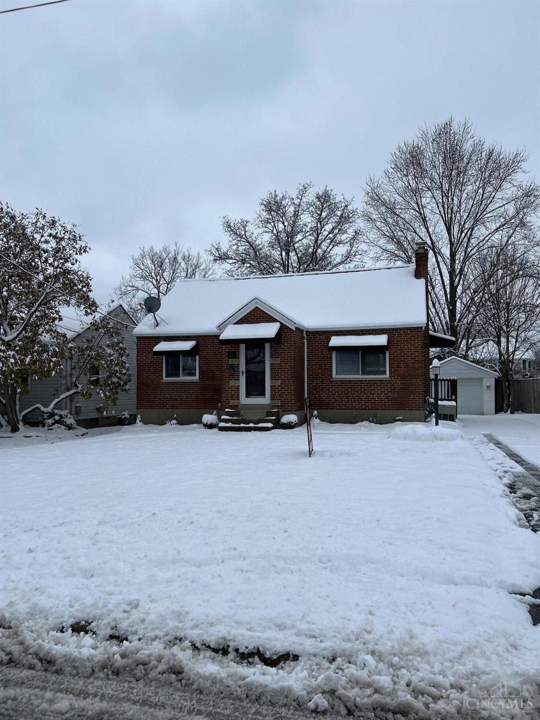 7247 Iuka Ave, Cincinnati, OH 45243 - photo 1