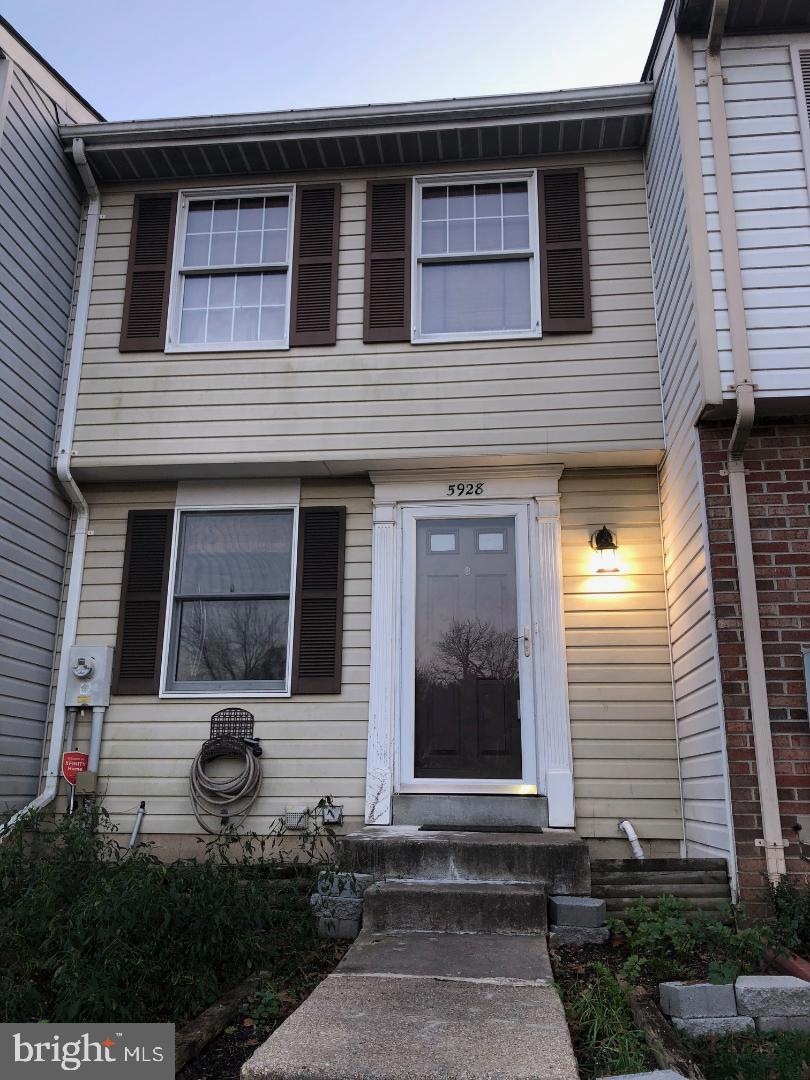 5928 Rowanberry Dr, Elkridge, MD 21075 - photo 1