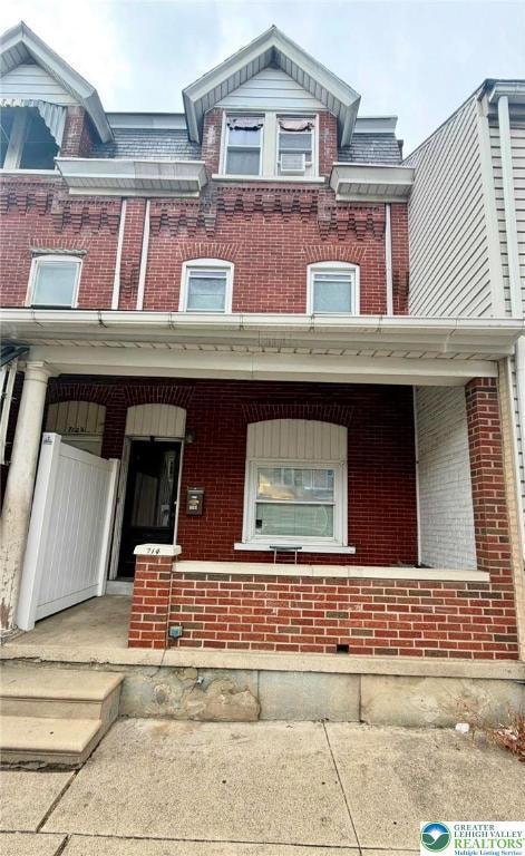 Sold $200,000 • Co-Listing Agent