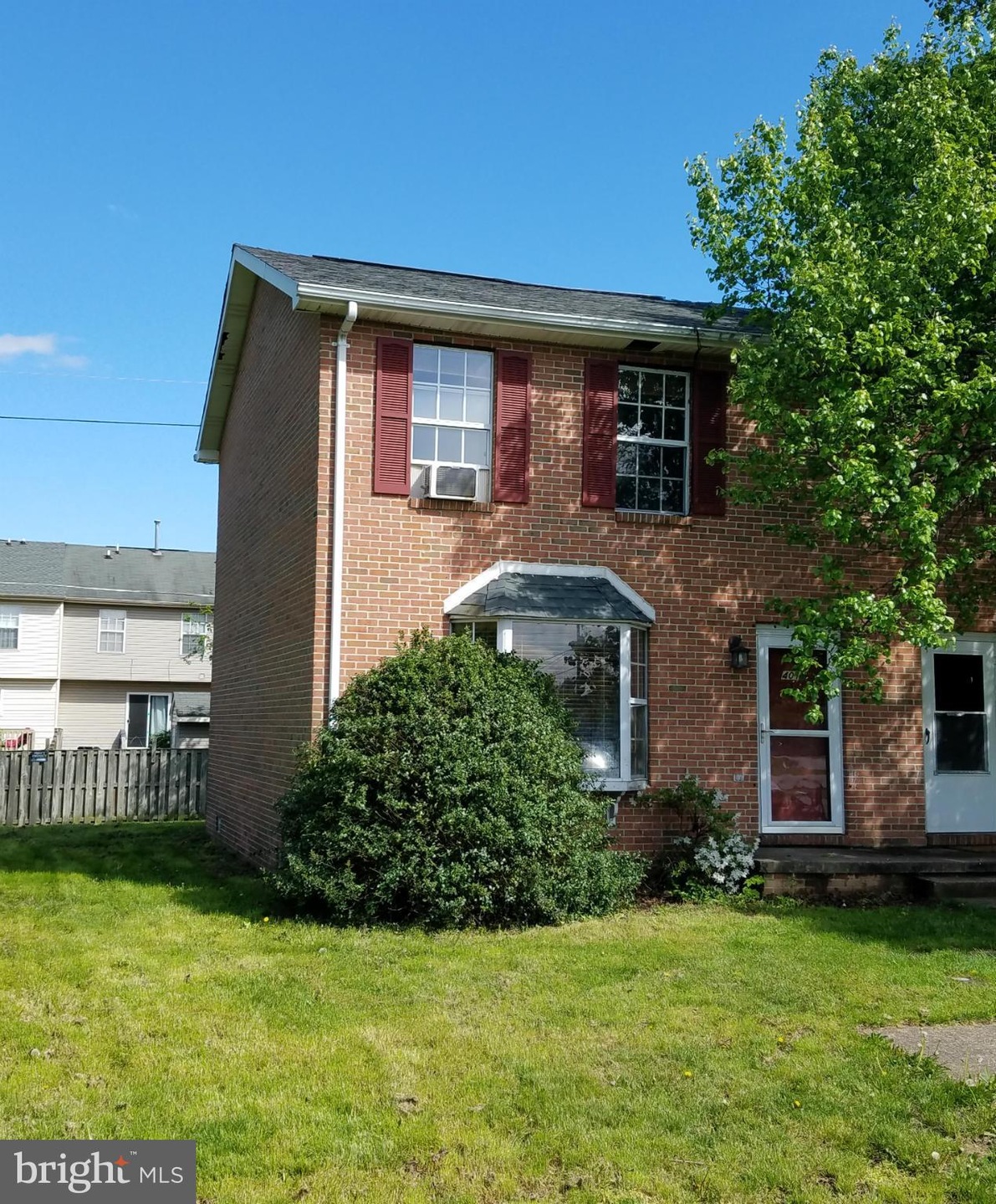 401 Buckingham Dr, Stephens City, VA 22655 - photo 1