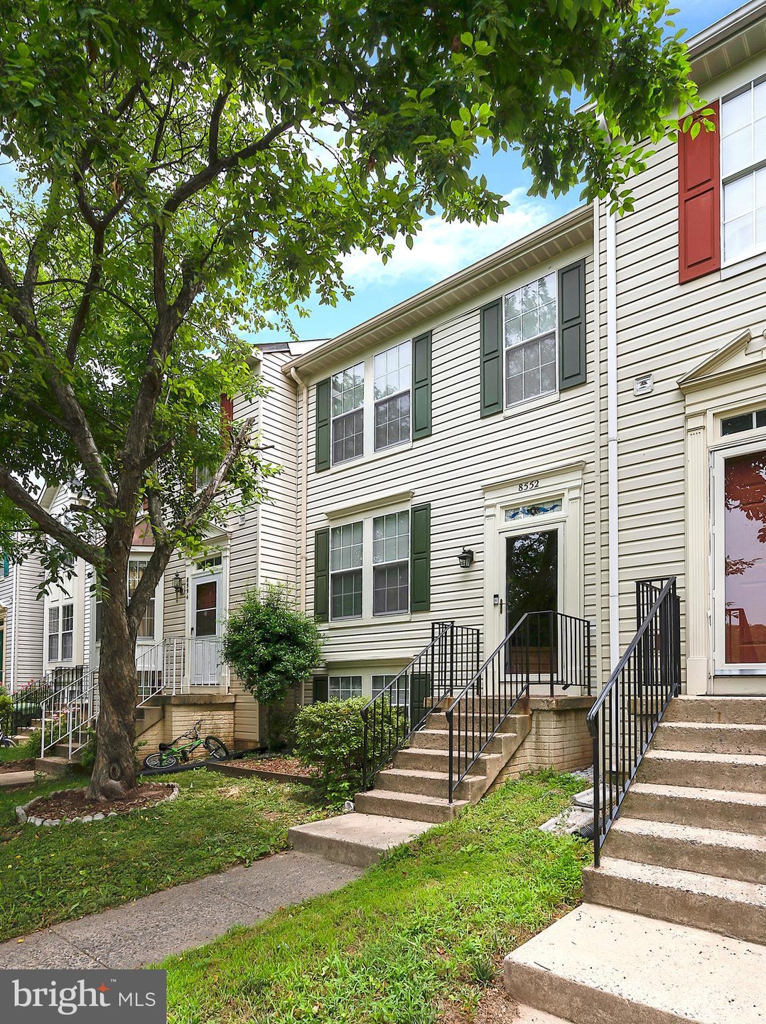 8552 Cabot Ct, Manassas, VA 20111 - photo 1