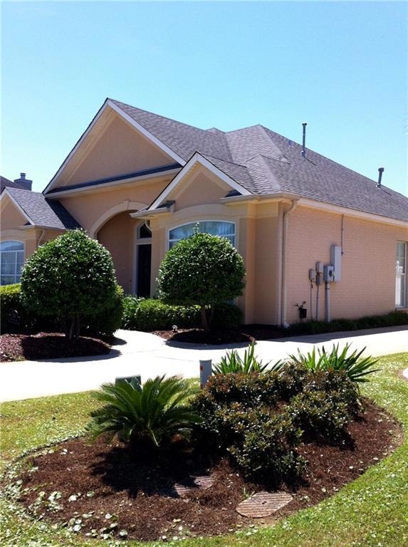 1746 Wedgwood Dr, Harvey, LA 70058 - photo 1