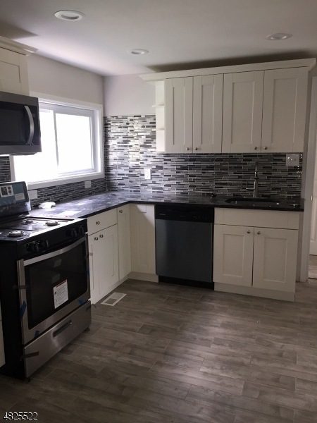 400 Clinton Ave unit 2, Plainfield, NJ 07063 - photo 1