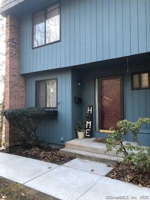 Welcome home to Debra Court!