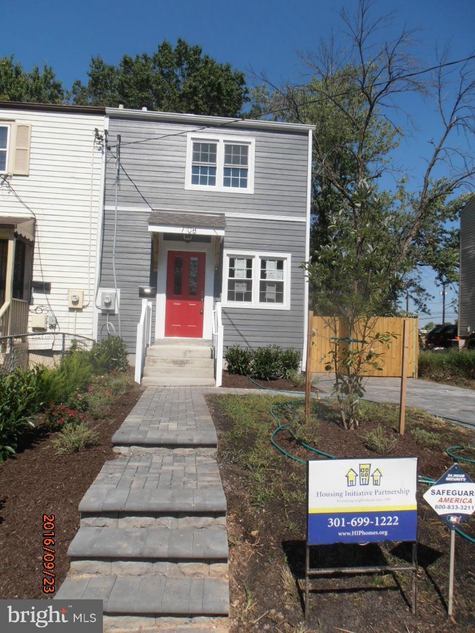 7108 E Lombard St, Hyattsville, MD 20785 - photo 1