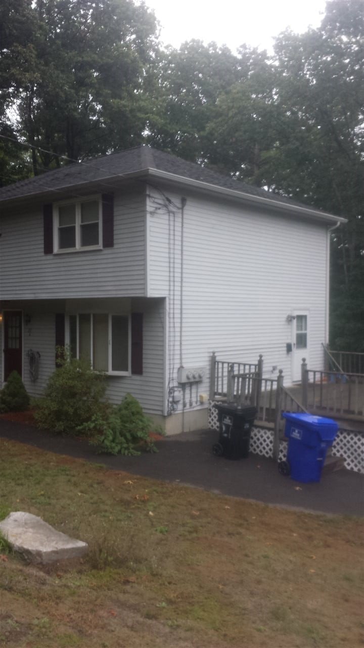 27 Kienia Rd, Hudson, NH 03051 - photo 1