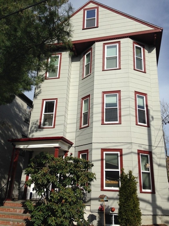 107 Murdock St unit 3, Brighton, MA 02135 - photo 1