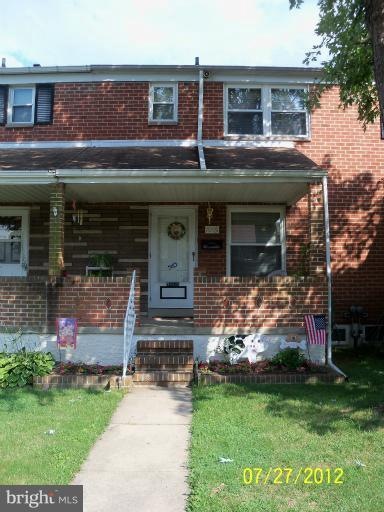 1009 Foxridge Ln, Essex, MD 21221 - photo 1