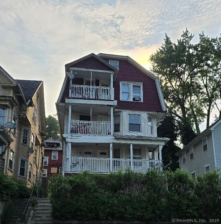 1085 S Main St unit 2nd floor, Waterbury, CT 06706 - photo 1