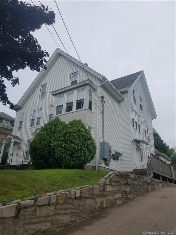 123 W Broad St unit 5, Pawcatuck, CT 06379 - photo 1