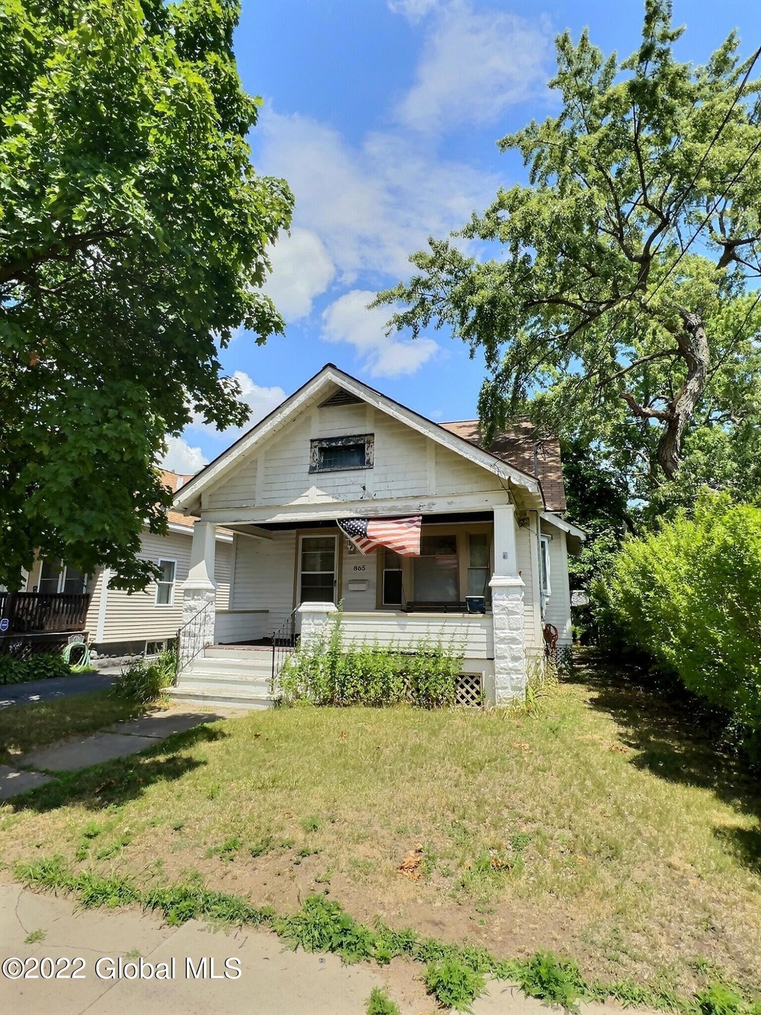 865 Vischer Ave, Schenectady, NY 12306 - photo 1