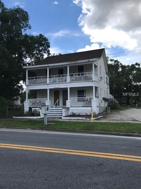 Front view of property