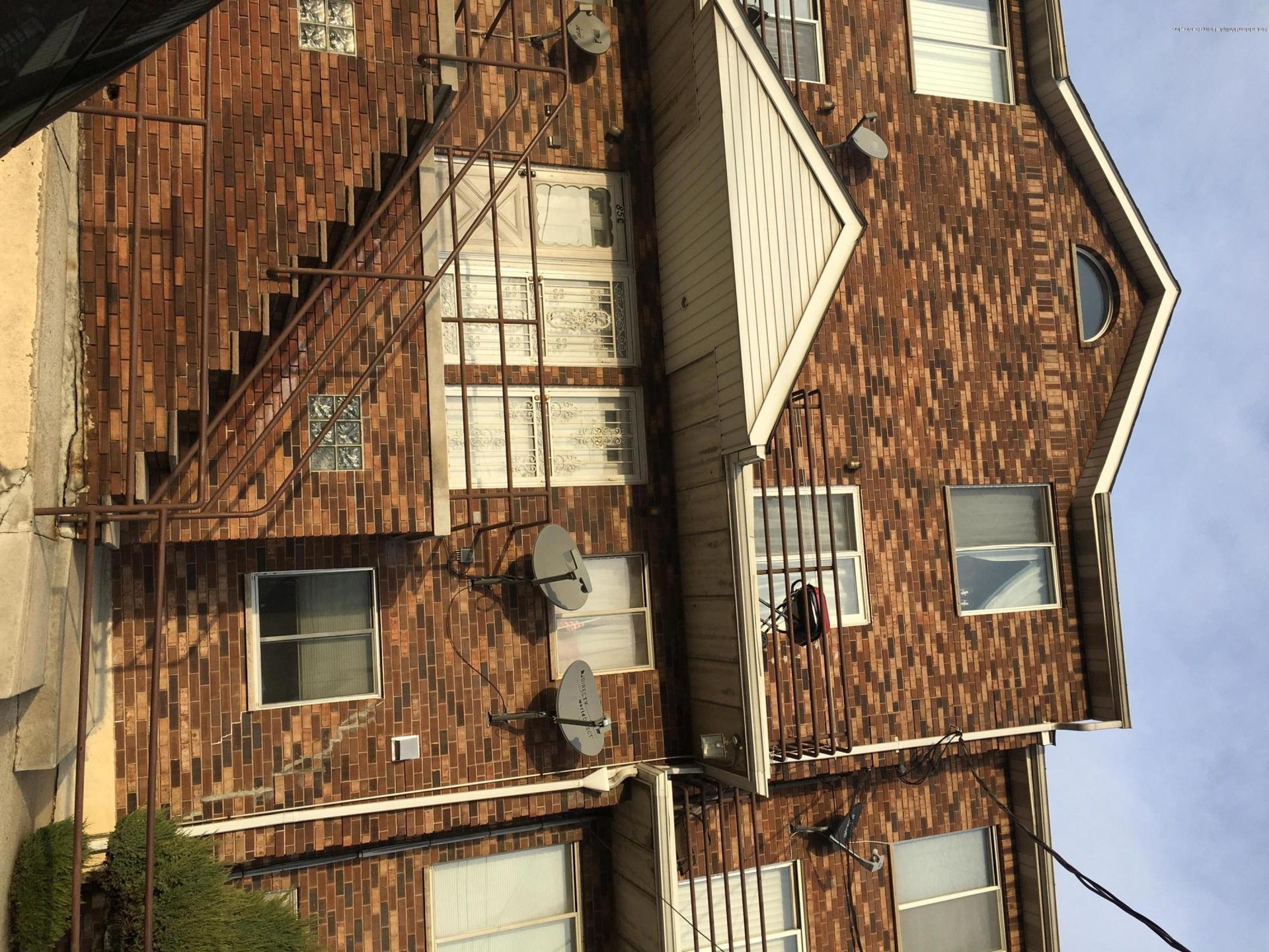 85 Narrows Rd