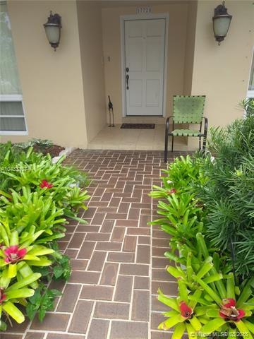 17720 SW 70th Place, Southwest Ranches, FL 33331 - photo 1