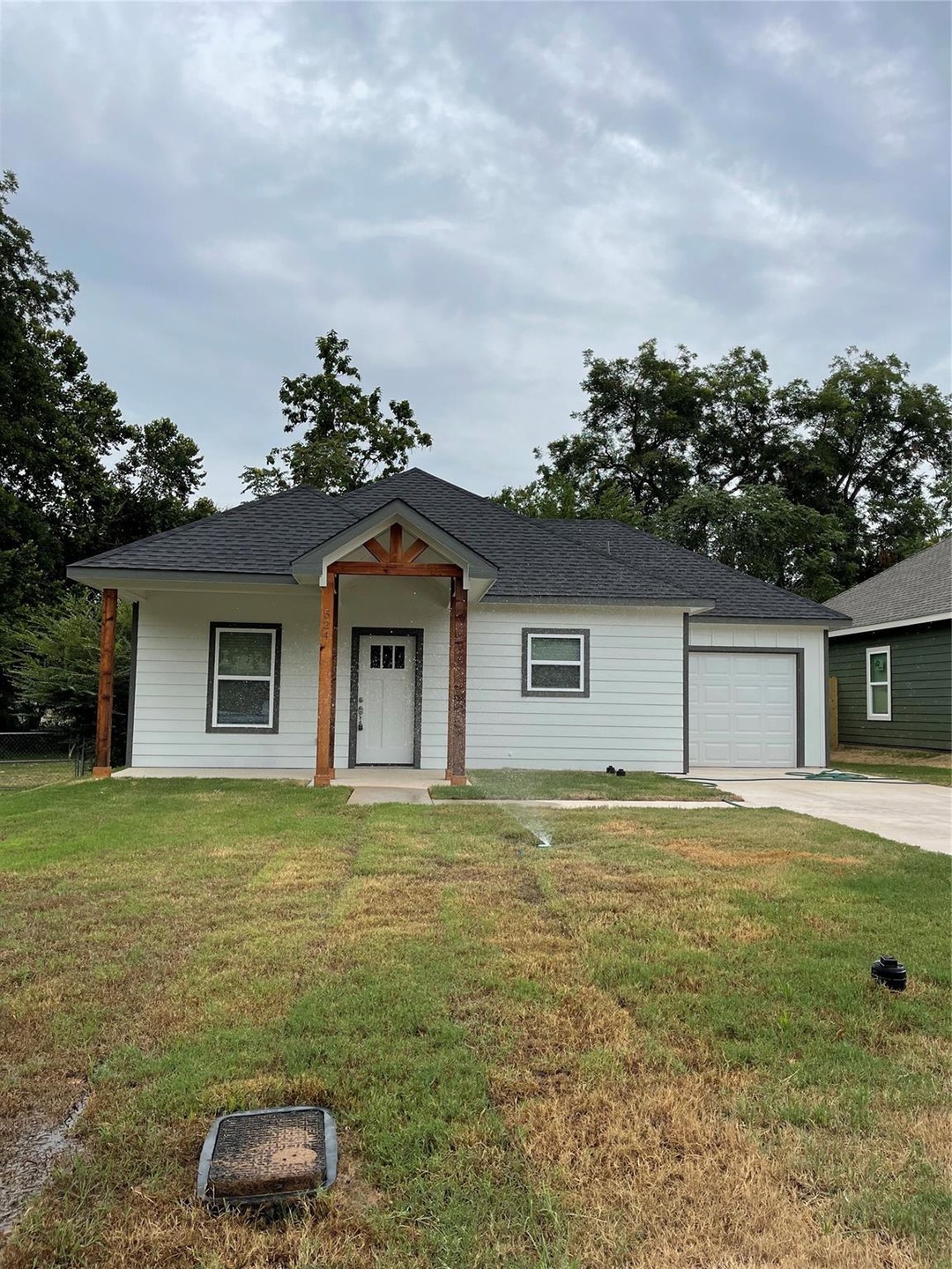 524 W Florence St, Denison, TX 75020 - photo 1