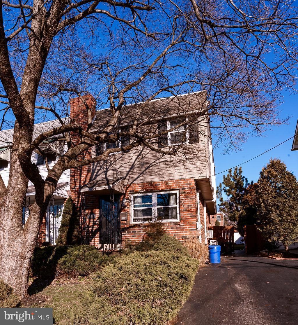 509 Alexander Ave, Drexel Hill, PA 19026 - photo 1