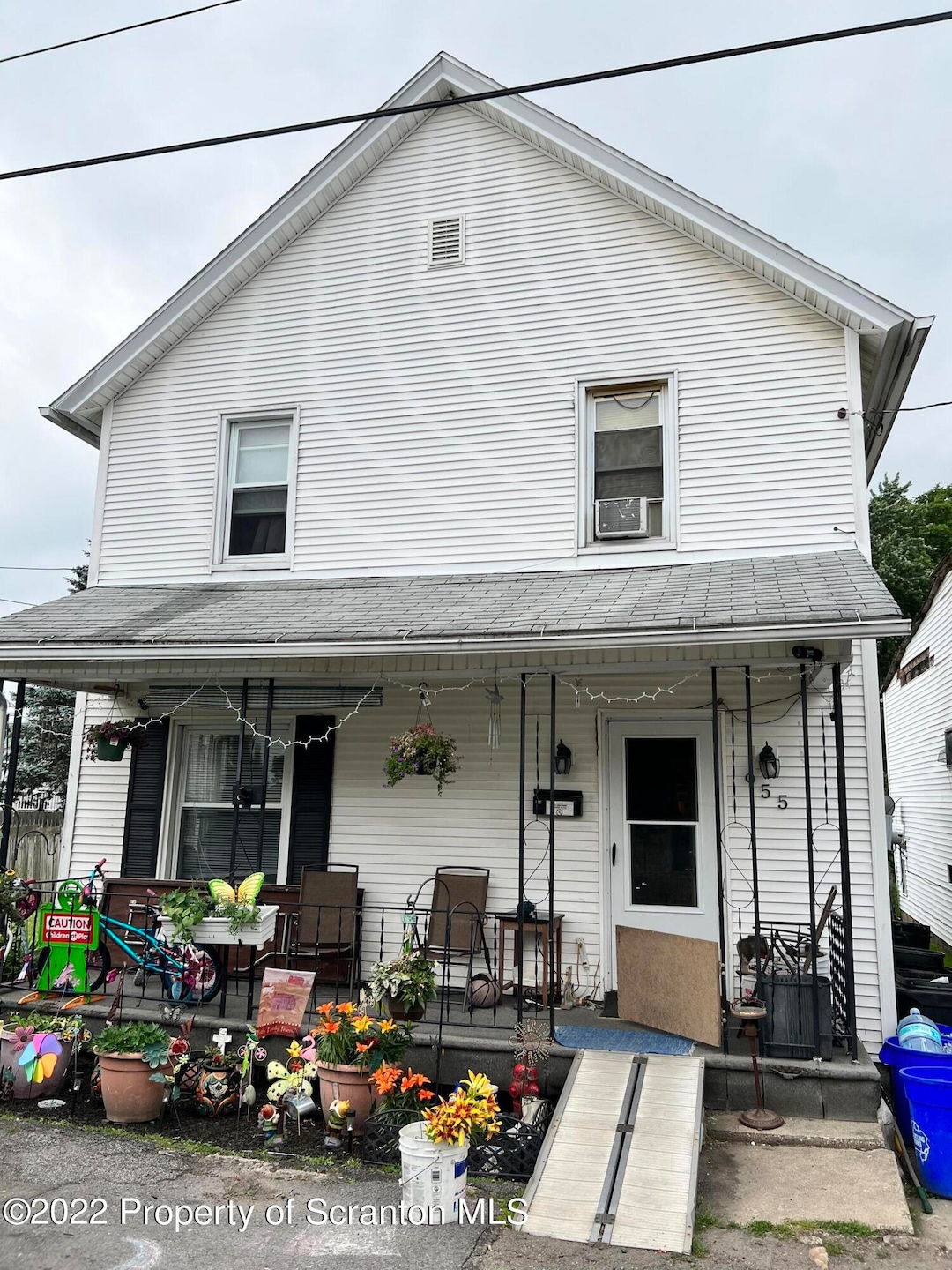 955 Johler Ave, Scranton, PA 18508 - photo 1