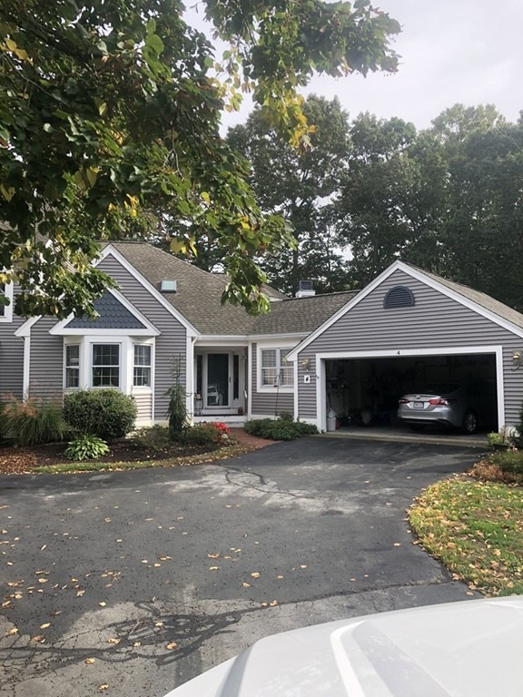 4 Hidden Bay Dr, South Dartmouth, MA 02748 - photo 1