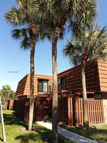 785 SW 120th Way unit 785, Davie, FL 33325 - photo 1