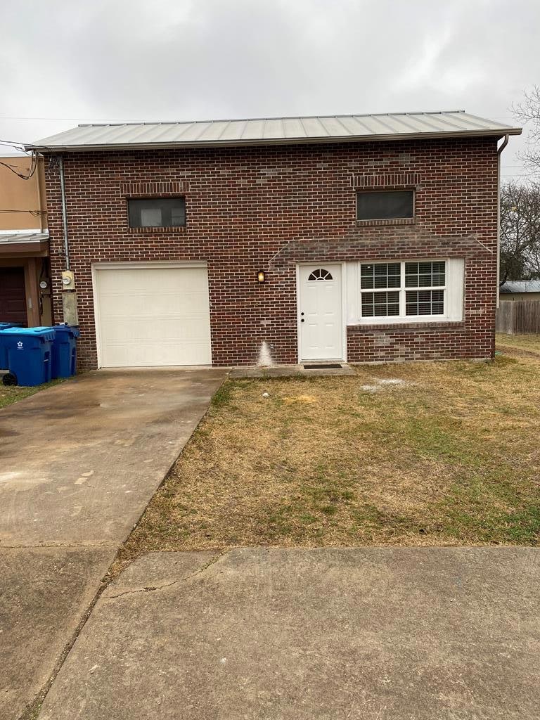 For Rent $1,700/month