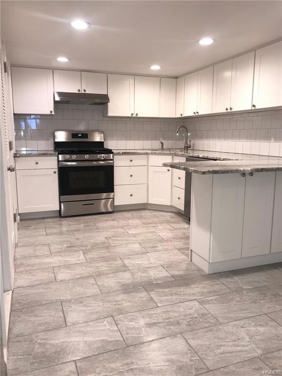 32 Tomkins Ave unit 2, Stony Point, NY 10980 - photo 1