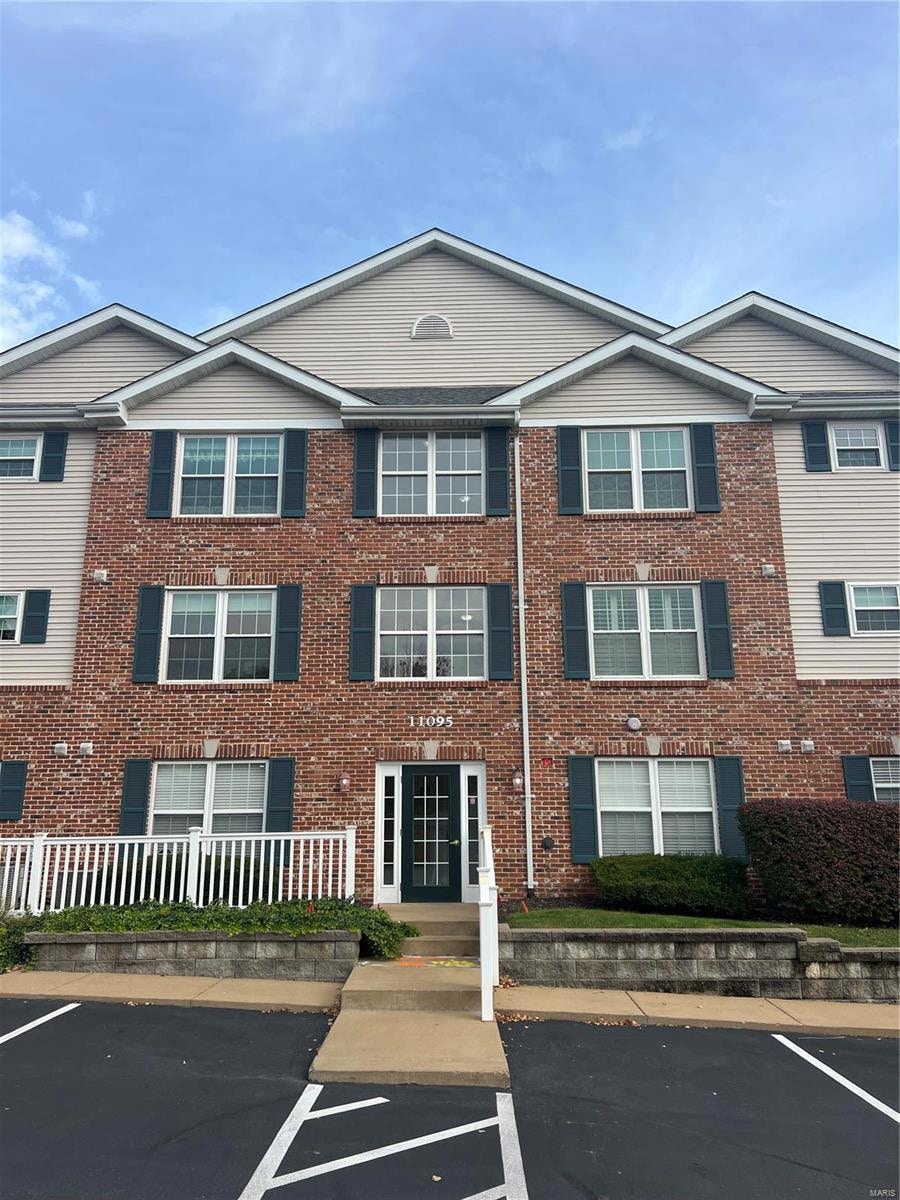 Sold • Co-Listing Agent