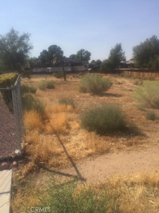 0 Brentwood Dr unit IV20205555, Victorville, CA 92395 - photo 1