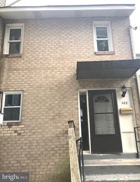 102 Daimler Dr unit 20, Capitol Heights, MD 20743 - photo 1