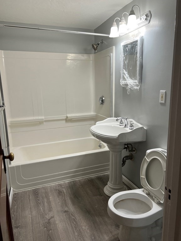 20 Hynes Ave unit 3, Quincy, MA 02169 - photo 1