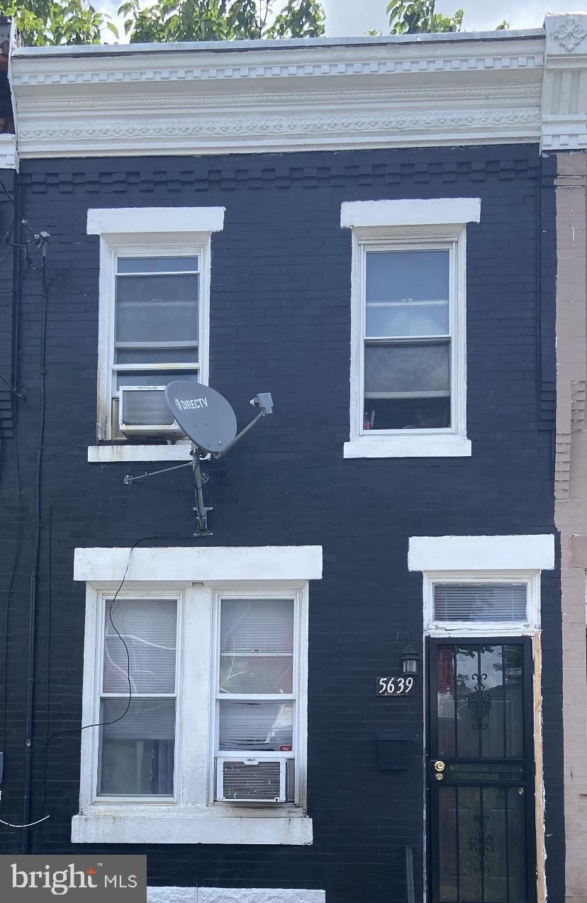 5639 Heiskell St, Philadelphia, PA 19144 - photo 1
