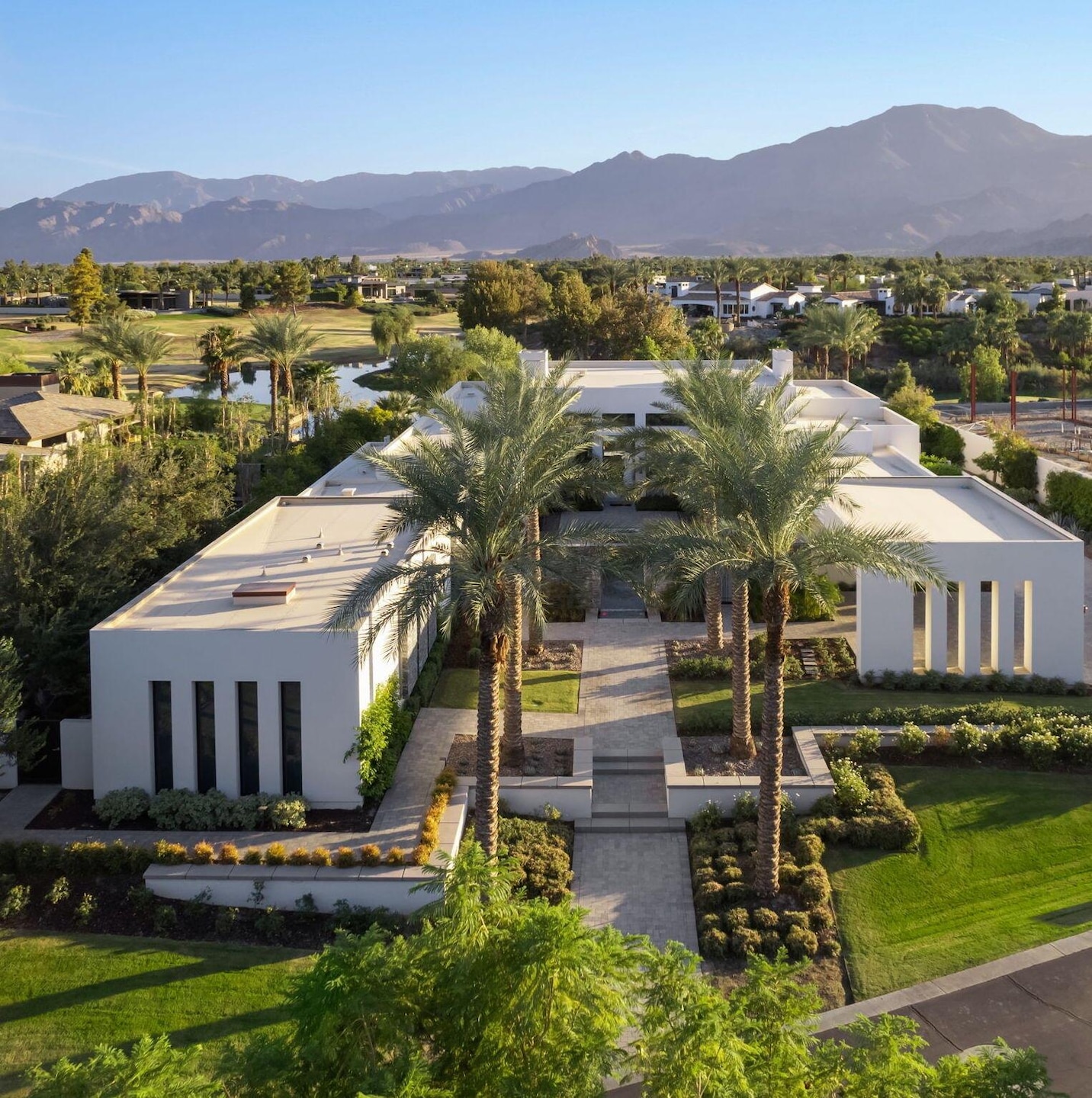 1-65-web-or-mls-GGColumbus_0921_065