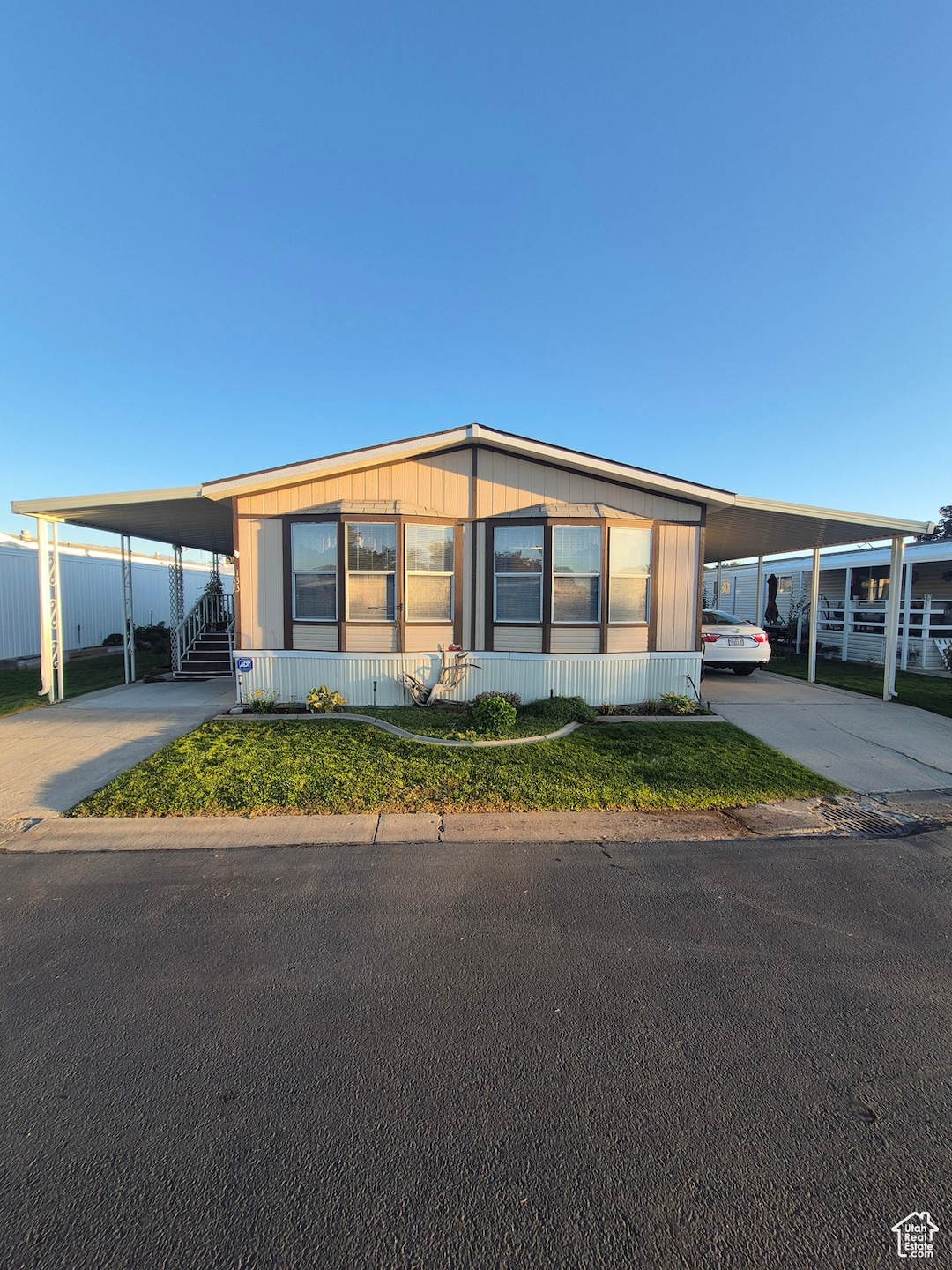 3800 S 1900 W unit 133, Roy, UT 84067 - photo 1