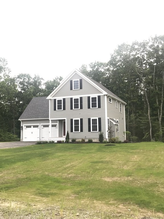 4 Bailey Ln, Georgetown, MA 01833 - photo 1