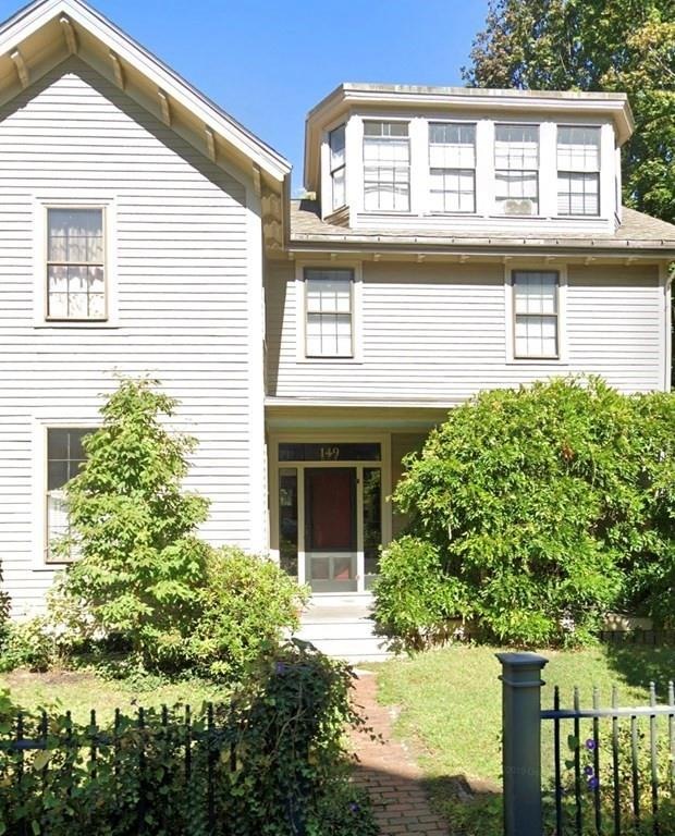 149 Walnut St unit G, Brookline, MA 02445 - photo 1