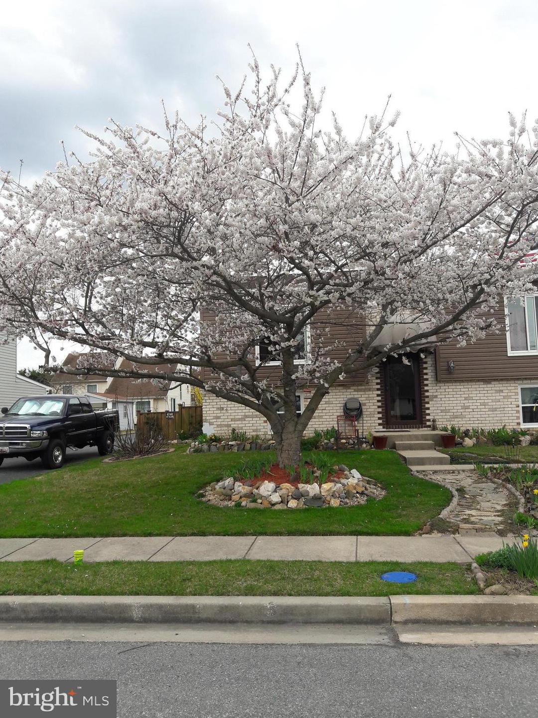 Sold $310,000 • Co-Listing Agent