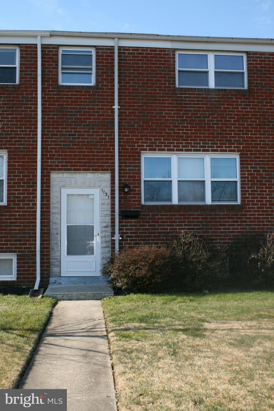 1131 Regina Dr, Halethorpe, MD 21227 - photo 1