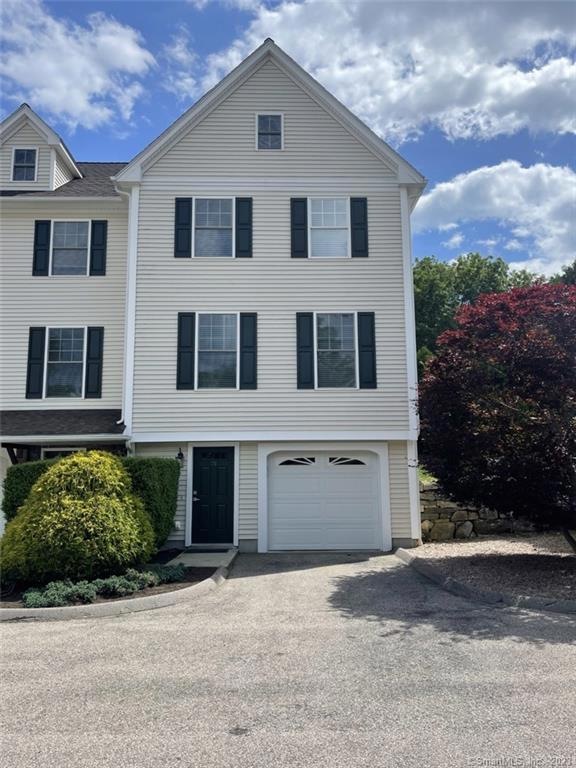 3 Mitchell St unit 20, Pawcatuck, CT 06379 - photo 1